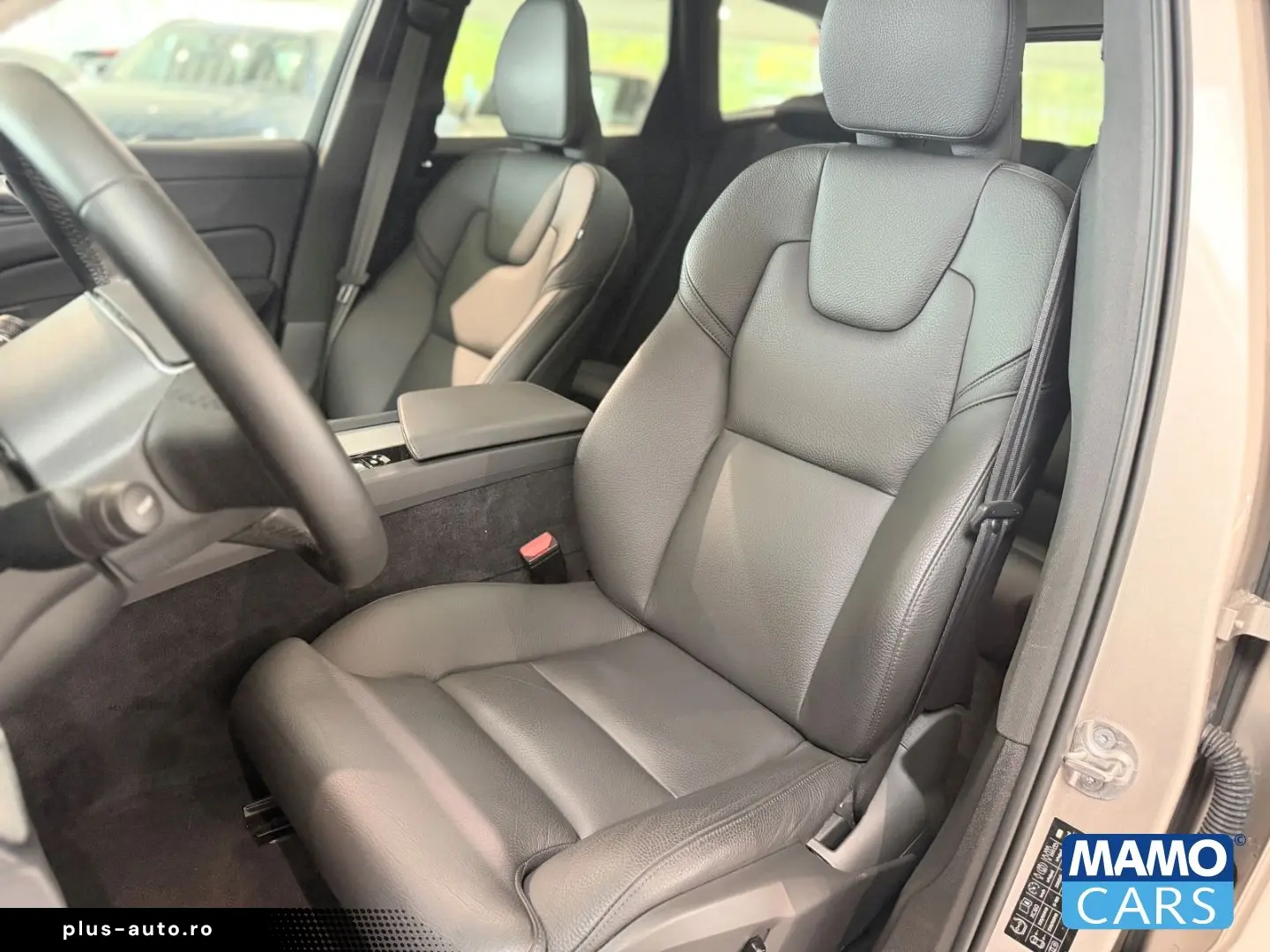 VOLVO XC60 T6 AWD Plus Dark Recharge ACC BLIS PANO HUD
