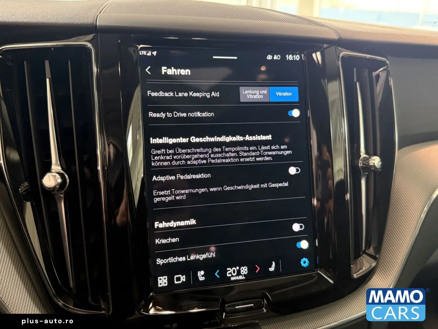 VOLVO XC60 T6 AWD Plus Dark Recharge ACC BLIS PANO HUD