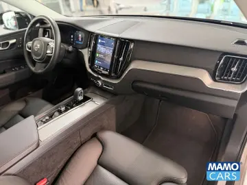 VOLVO XC60 T6 AWD Plus Dark Recharge ACC BLIS PANO HUD