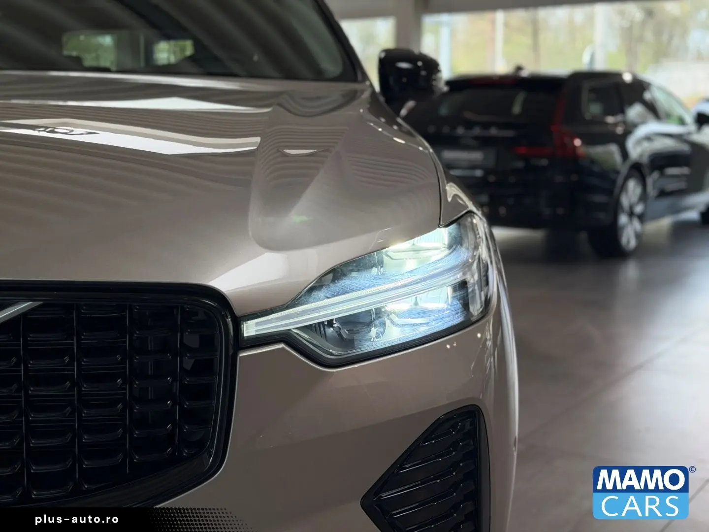 VOLVO XC60 T6 AWD Plus Dark Recharge ACC BLIS PANO HUD