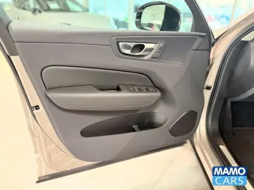 VOLVO XC60 T6 AWD Plus Dark Recharge ACC BLIS PANO HUD