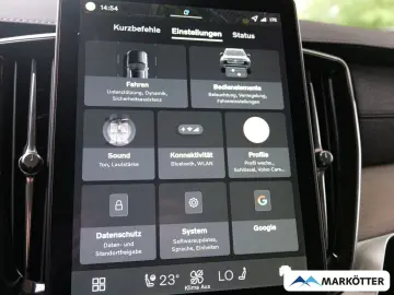 VOLVO XC90 T8 AWD Recharge Plus Bright 7-Sitzer PANO