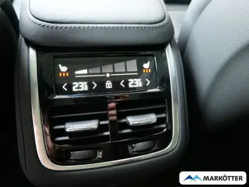 VOLVO XC90 T8 AWD Recharge Plus Bright 7-Sitzer PANO