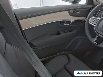 VOLVO XC90 Plus Dark Plug-In Hybrid AWD 7-Sitzer LED
