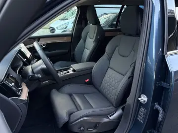 VOLVO XC90 T8 Plus Bright FourC AHK PANO 360  Facelift
