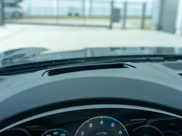 Porsche Panamera GTS   PD26   TV   18-Way