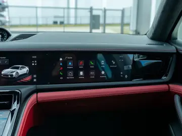 Porsche Panamera GTS   PD26   TV   18-Way