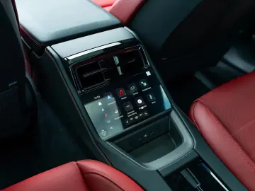 Porsche Panamera GTS   PD26   TV   18-Way