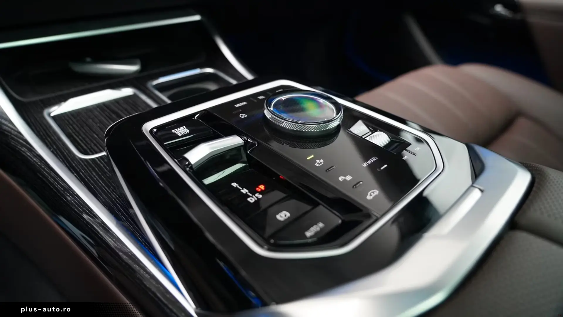 BMW 740d xDrive M Sport TV   Finanțare Leasing