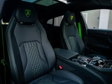 Lamborghini Urus SE   B&O   Perfomante Seats   Style