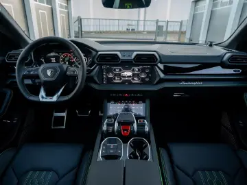 Lamborghini Urus SE   B&O   Perfomante Seats   Style