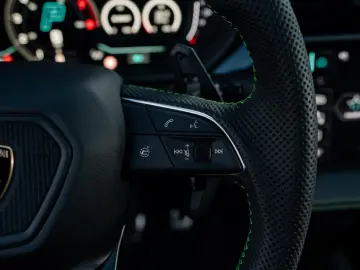 Lamborghini Urus SE   B&O   Perfomante Seats   Style