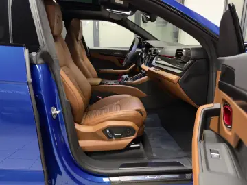Lamborghini URUS SE CARBON B&O MASSAGE PANO HEADUP FULLOPT!!