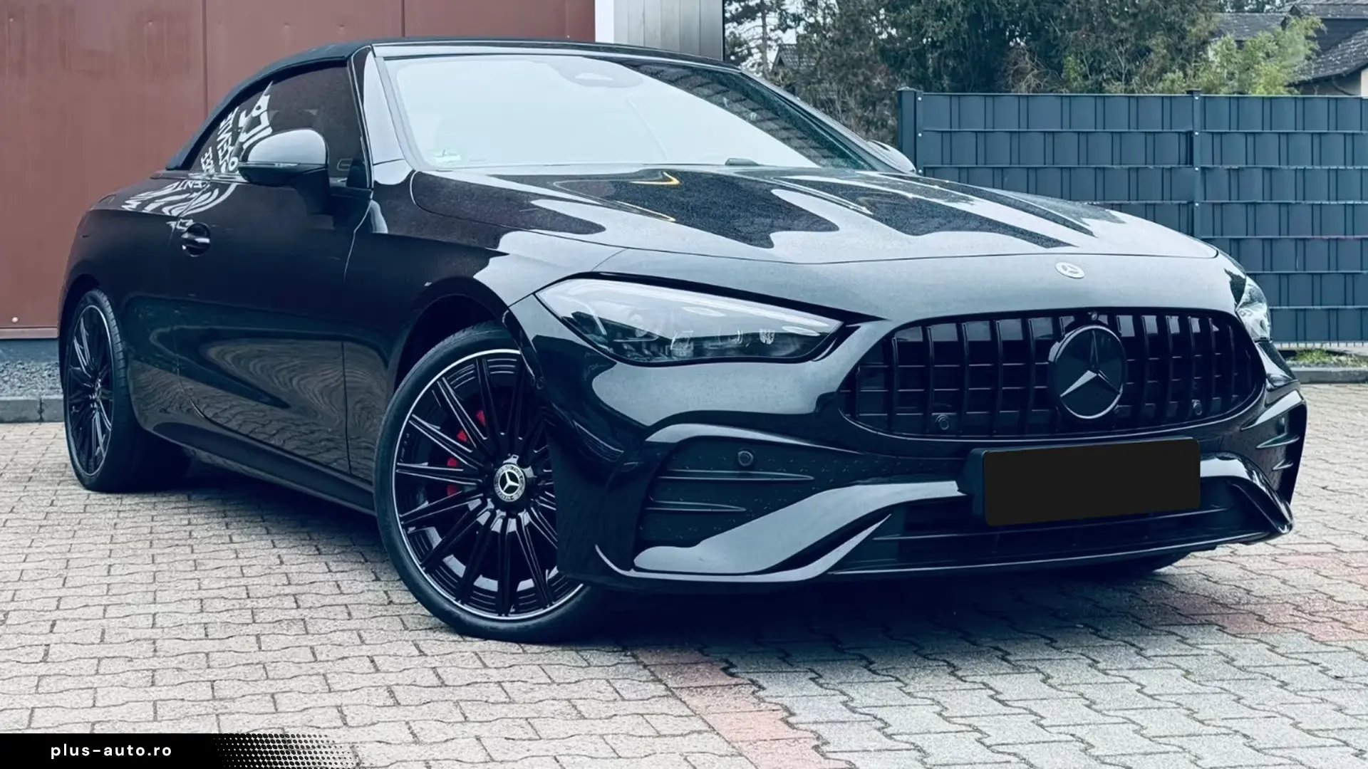 Mercedes-Benz CLE 300 4M AMG Cabrio   Finanțare Leasing