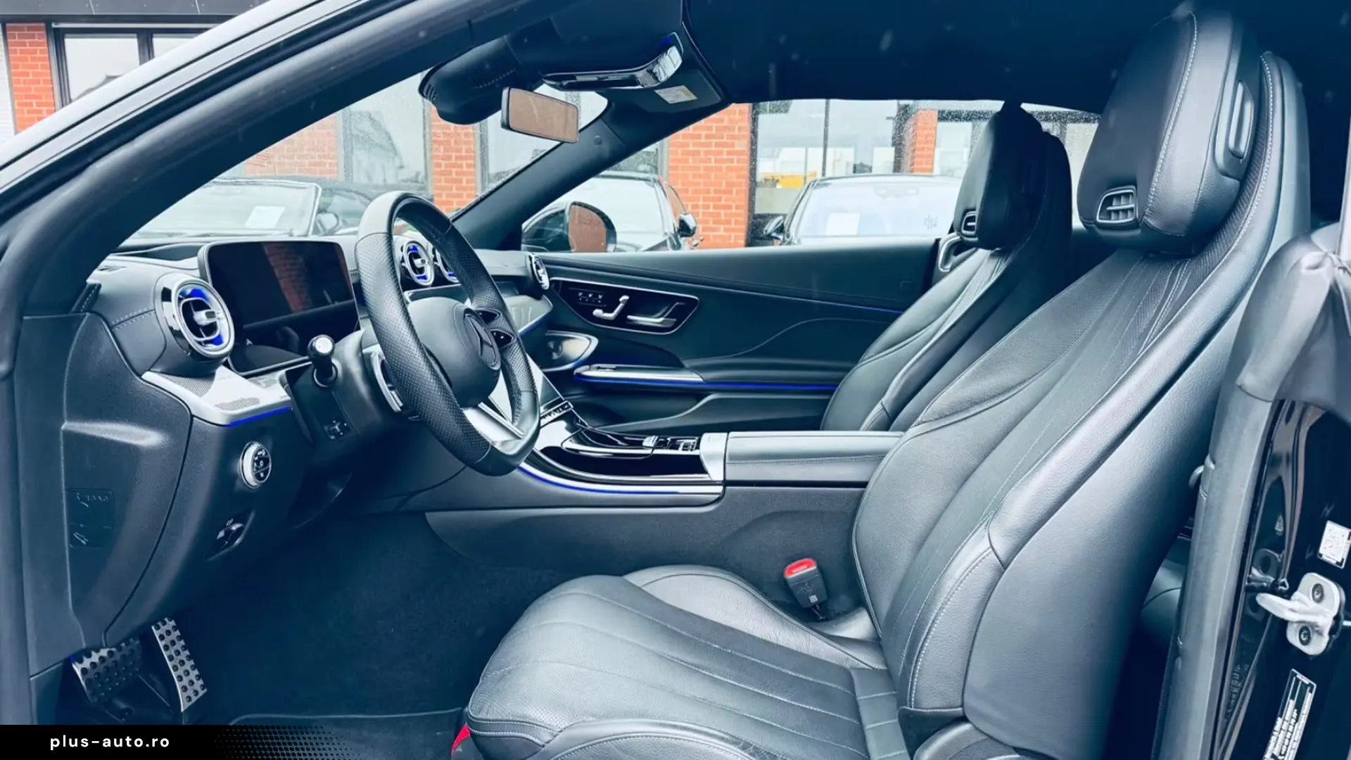 Mercedes-Benz CLE 300 4M AMG Cabrio   Finanțare Leasing