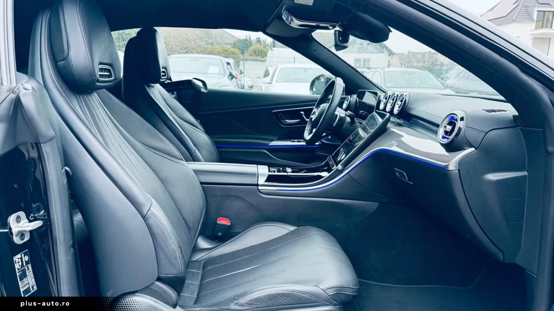 Mercedes-Benz CLE 300 4M AMG Cabrio   Finanțare Leasing