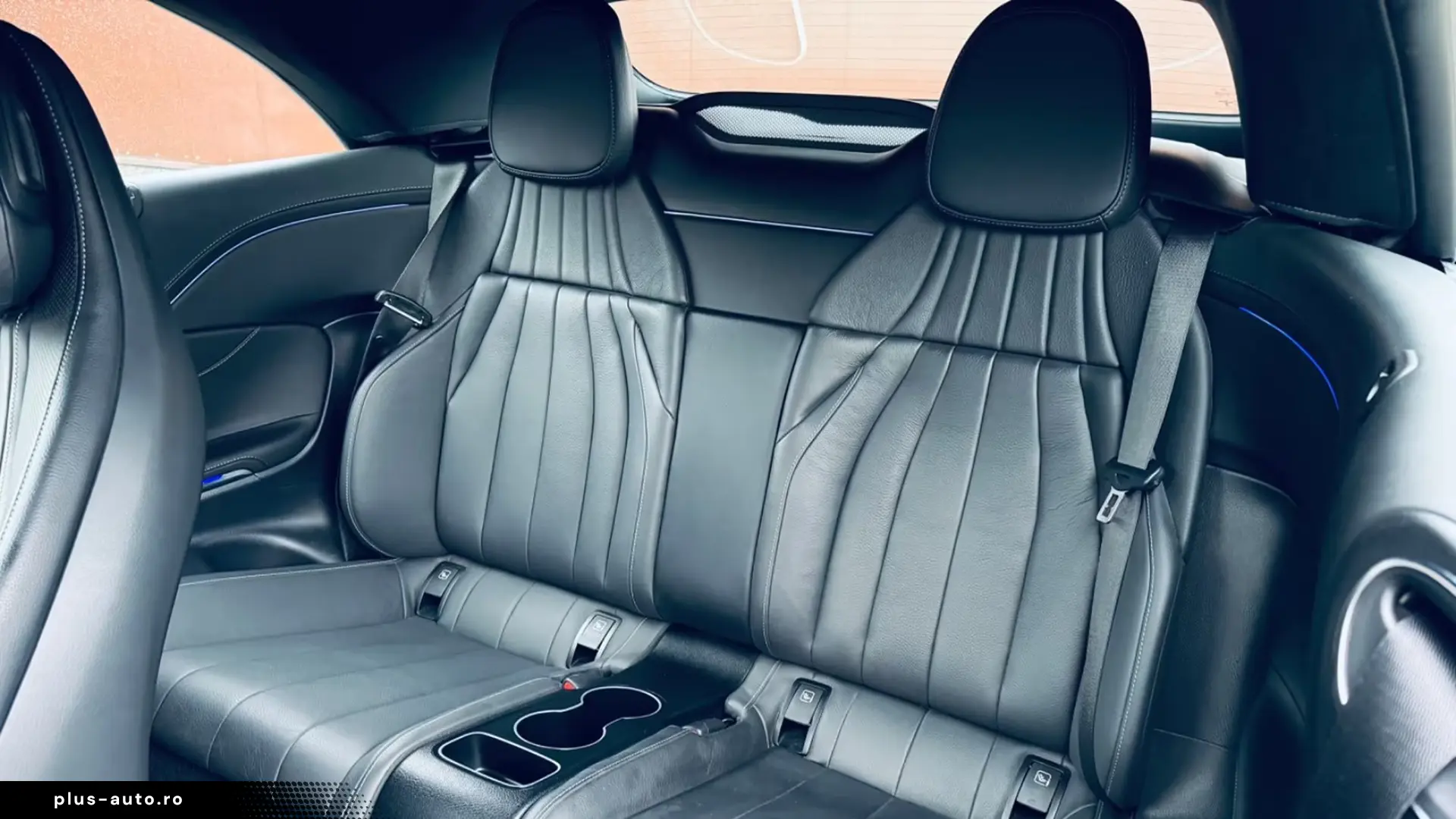 Mercedes-Benz CLE 300 4M AMG Cabrio   Finanțare Leasing