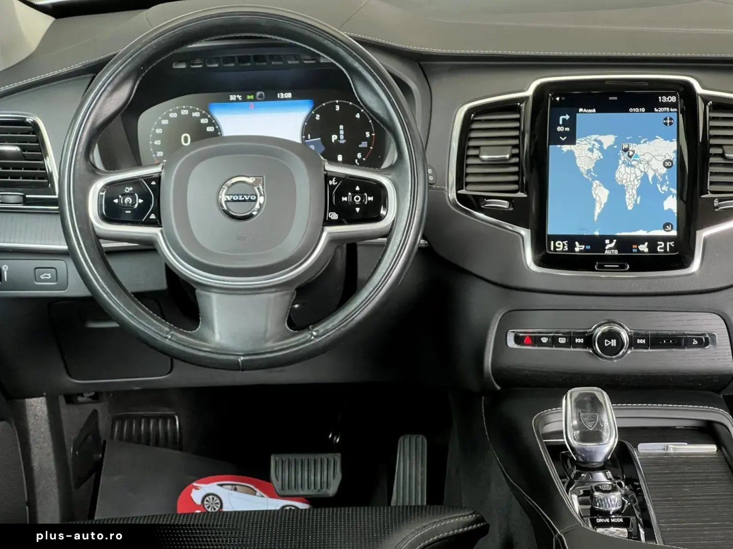 VOLVO XC90 2020 — imagine 9