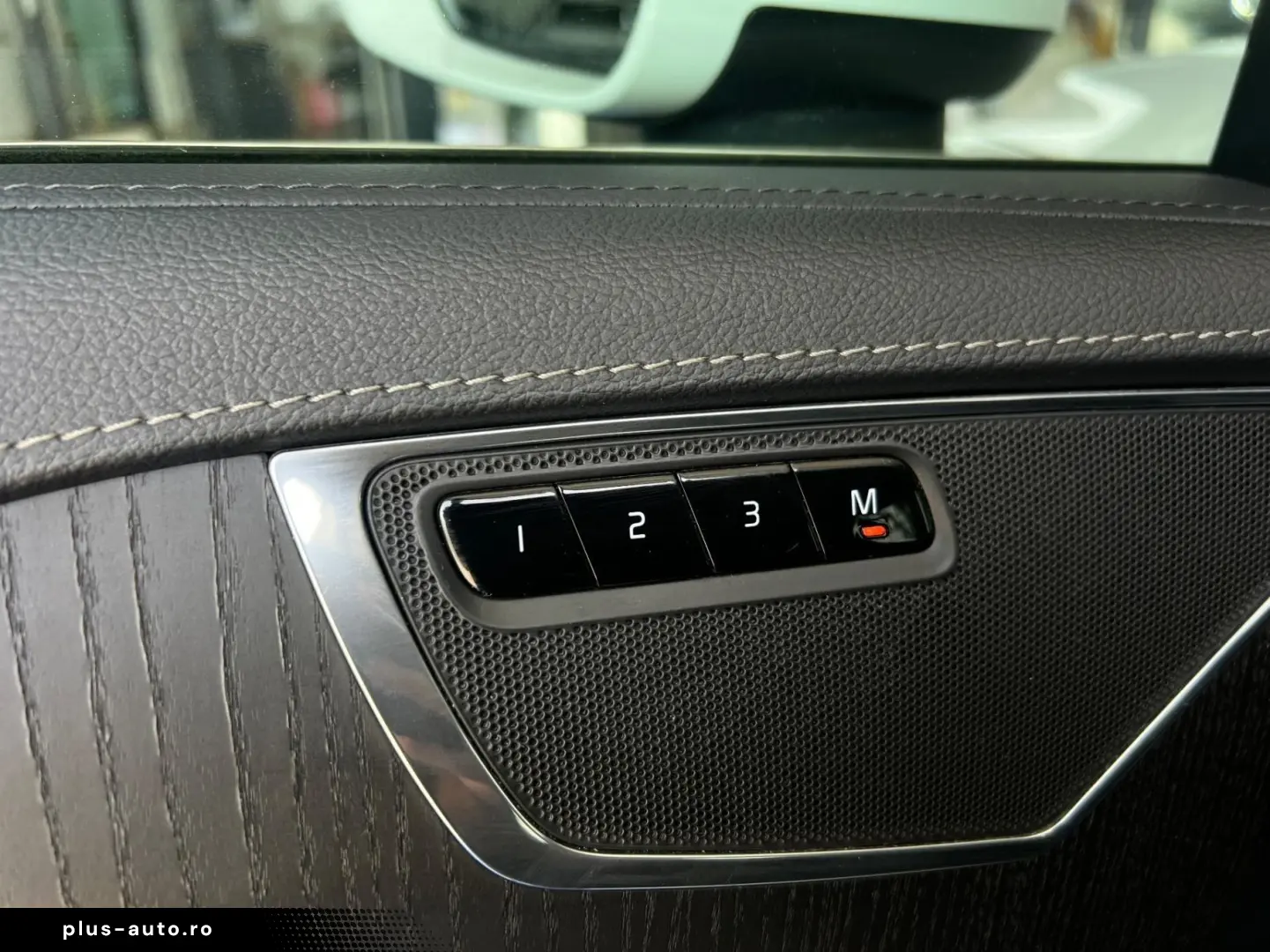 VOLVO XC90 2020 — imagine 14