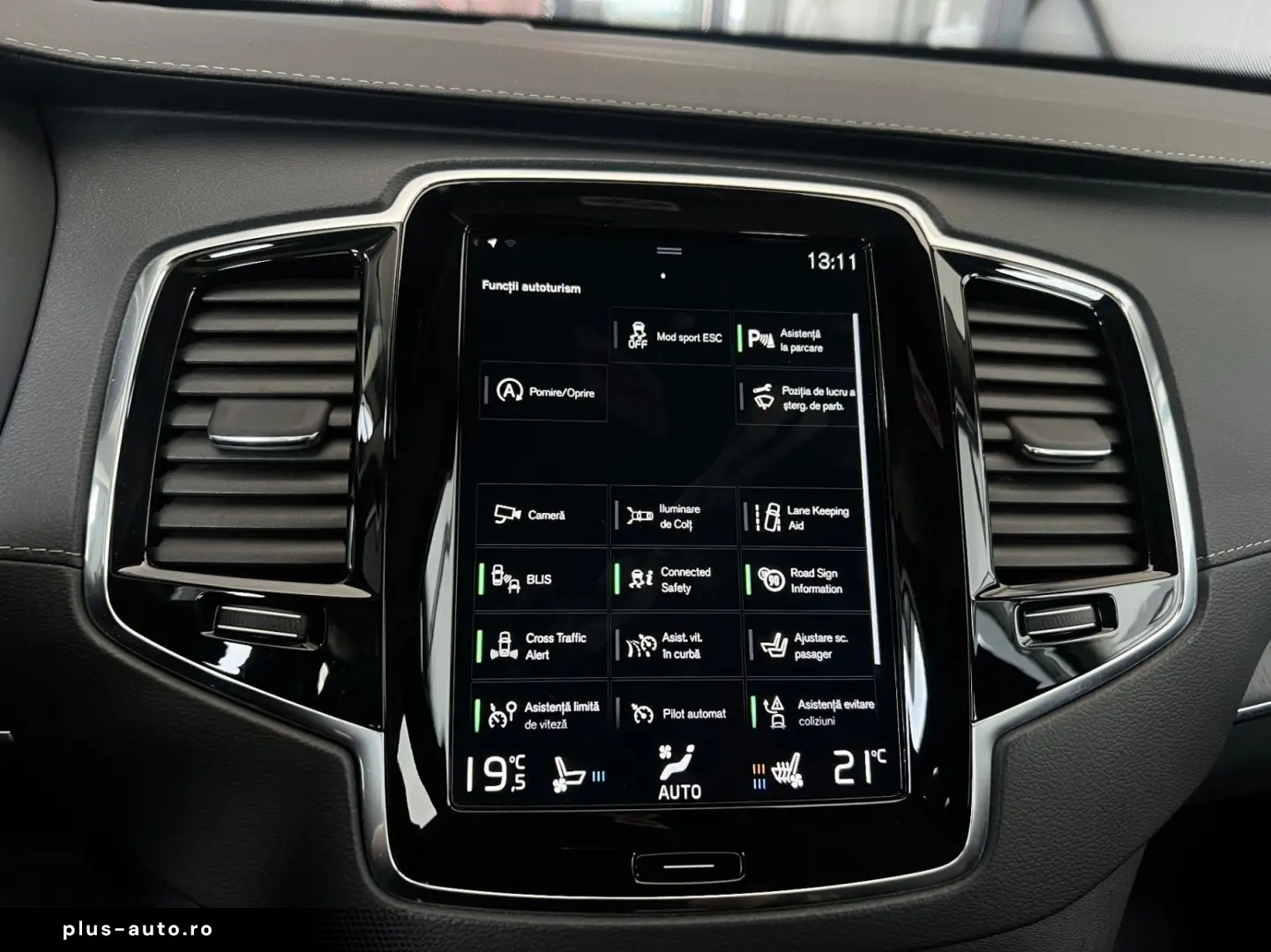 VOLVO XC90 2020 — imagine 25