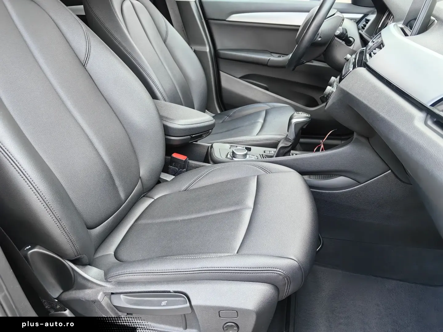 BMW X1 2022 — imagine 17
