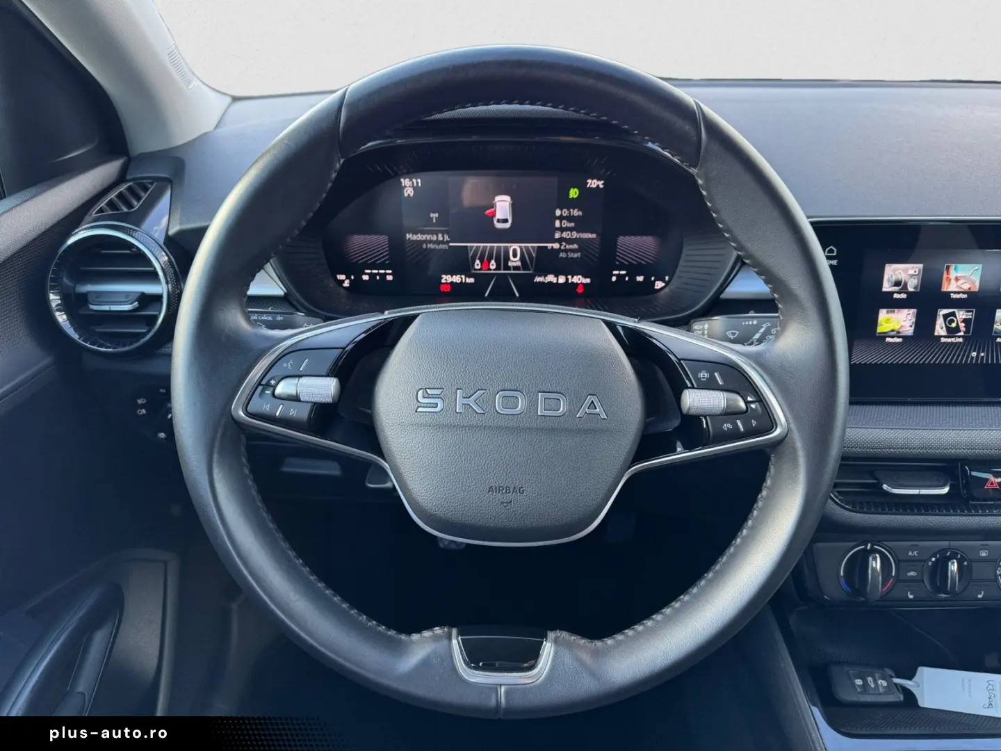 SKODA Fabia Selection 1.0