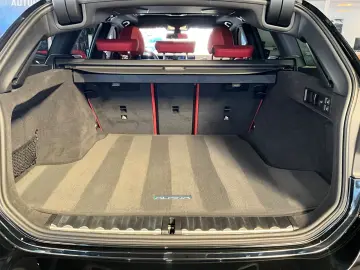 ALPINA Alpina B3 Touring xDrive