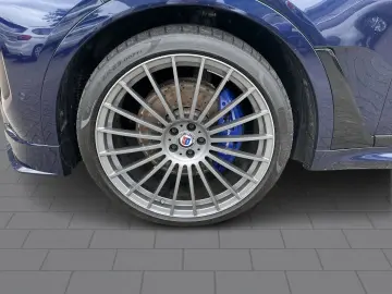 ALPINA XB7