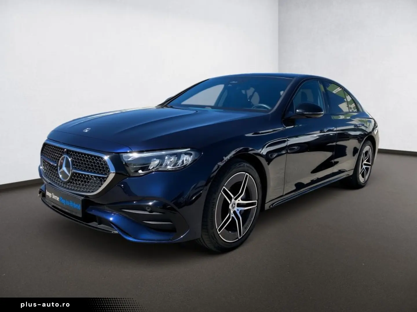 MERCEDES-BENZ E 300 e 4M AMG Night SUPERSCREEN Pano