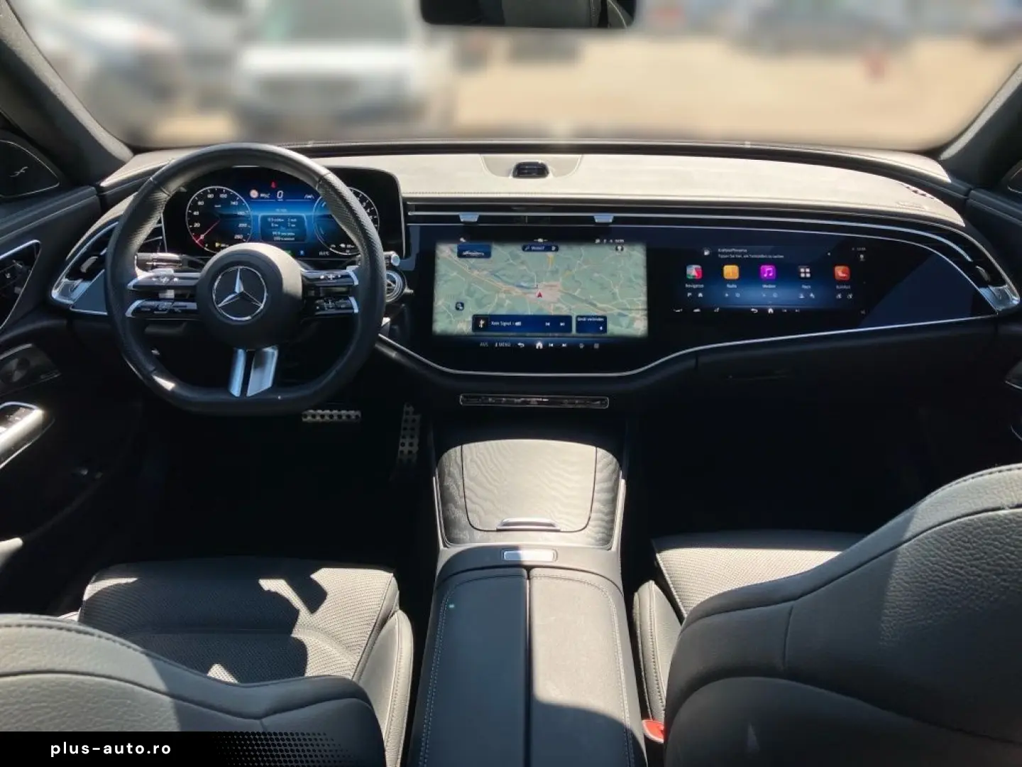 MERCEDES-BENZ E 300 e 4M AMG Night SUPERSCREEN Pano