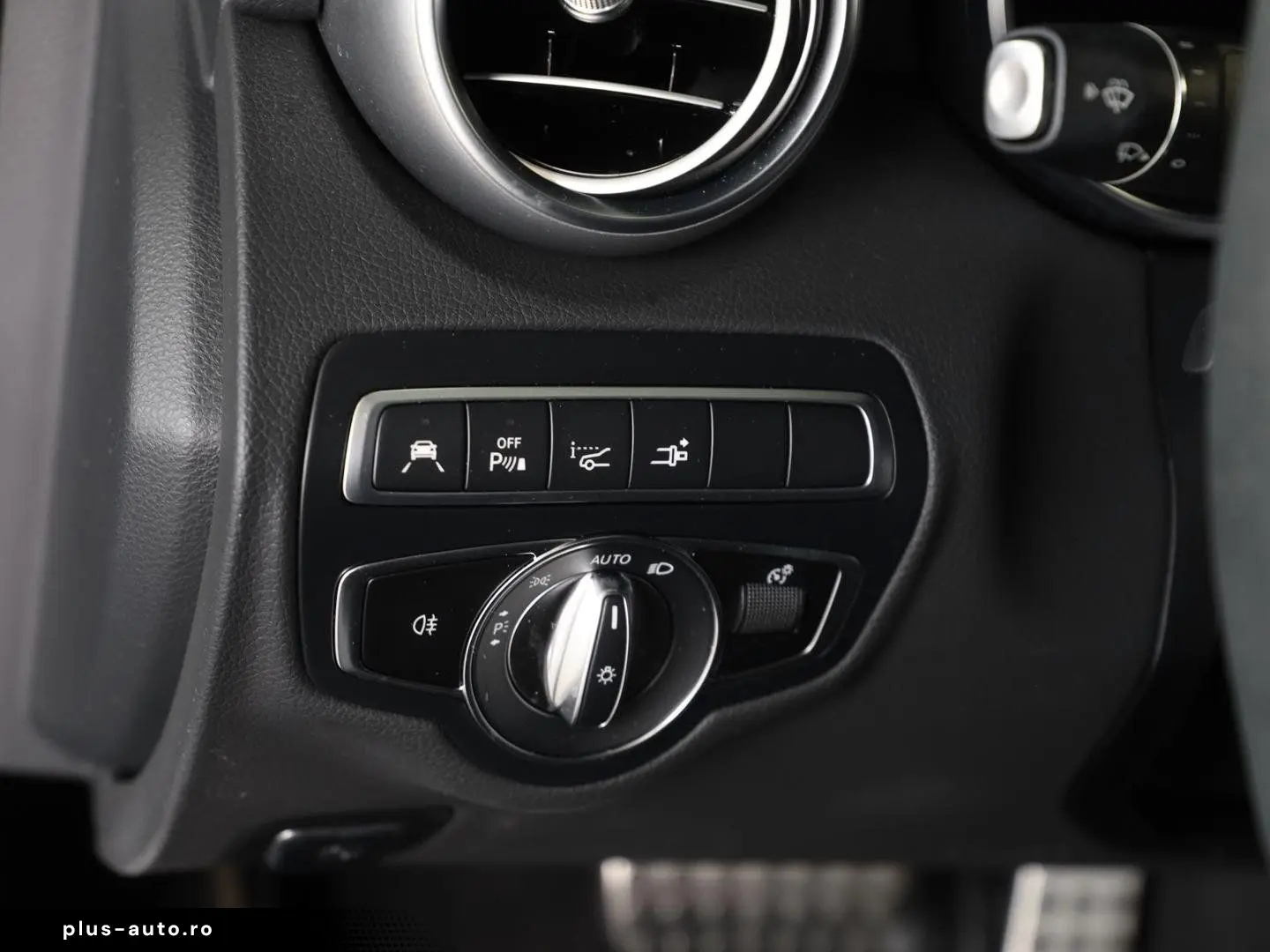 MERCEDES-BENZ C 43 AMG 4M Coupé Distr Pano Burmester 360 K