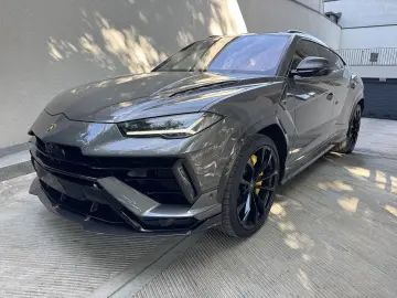 URUS S Carbon