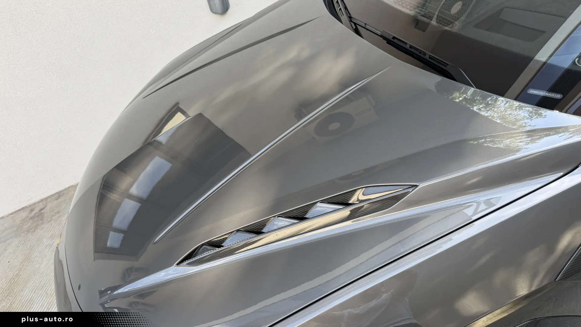 URUS S Carbon