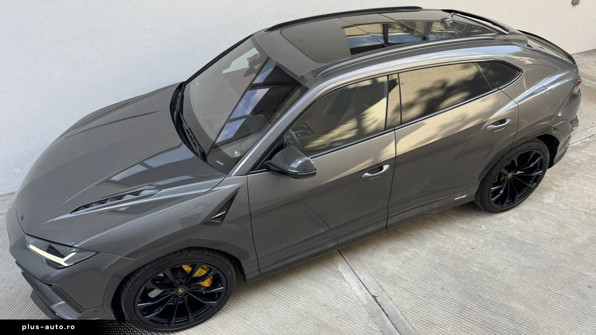 URUS S Carbon