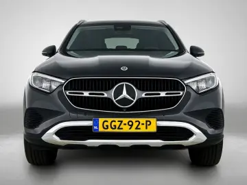 Mercedes-Benz GLC 300e 4MATIC Luxury Line