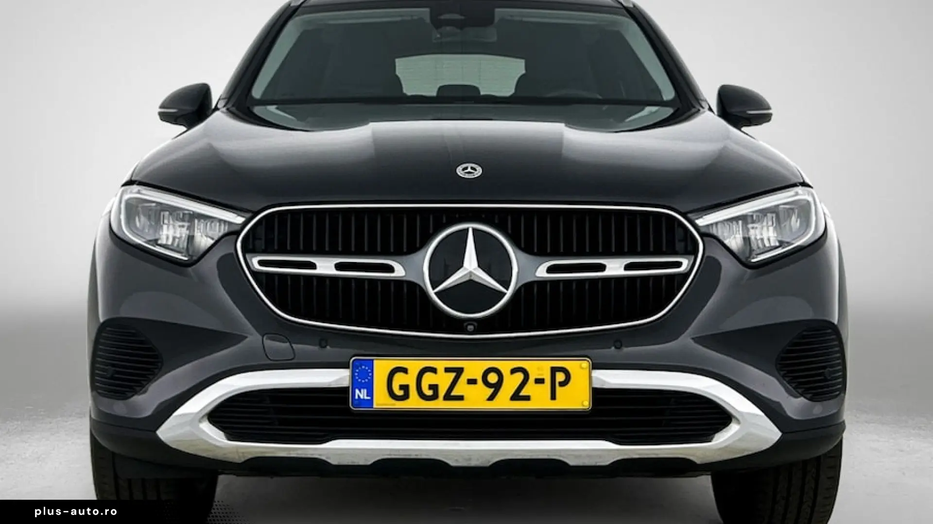 Mercedes-Benz GLC 300e 4MATIC Luxury Line