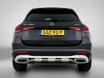 Mercedes-Benz GLC 300e 4MATIC Luxury Line