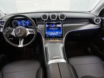 Mercedes-Benz GLC 300e 4MATIC Luxury Line