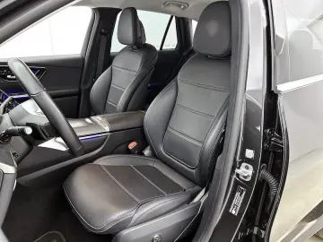 Mercedes-Benz GLC 300e 4MATIC Luxury Line