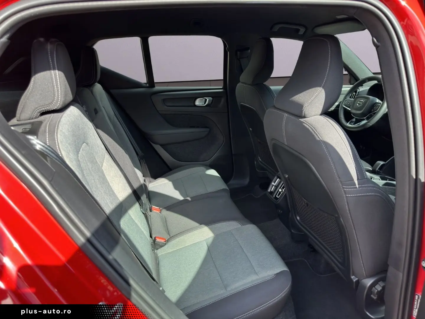 VOLVO XC40 Core 2WD Apple CarPlay El. Heckklappe Klima