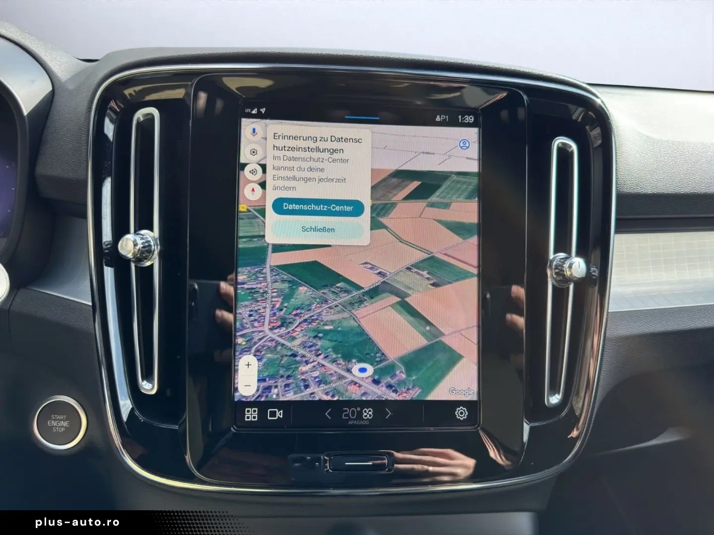 VOLVO XC40 Core 2WD Apple CarPlay El. Heckklappe Klima