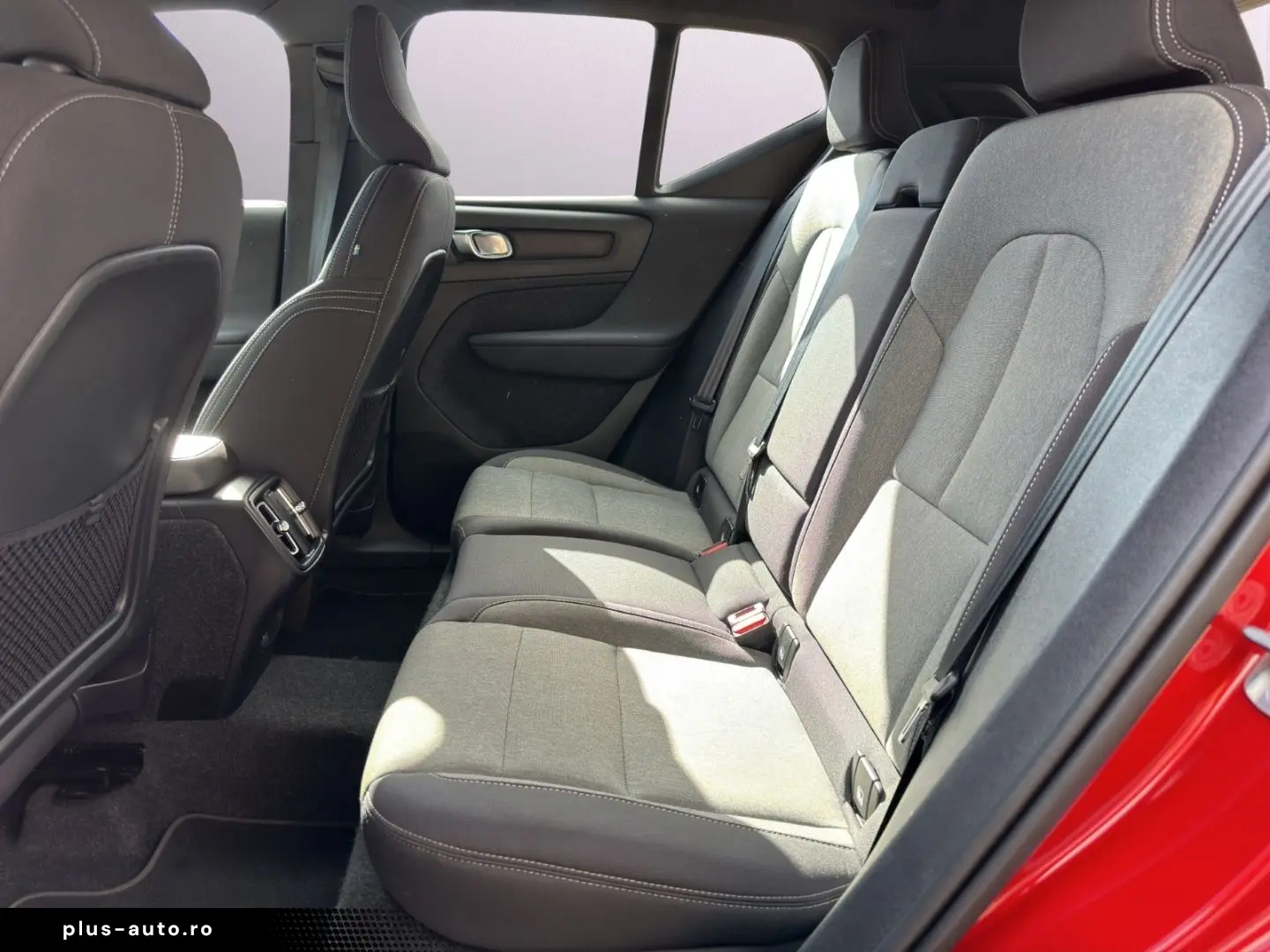 VOLVO XC40 Core 2WD Apple CarPlay El. Heckklappe Klima