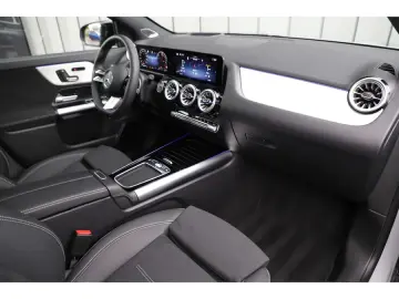 Mercedes-Benz GLA 250e AMG