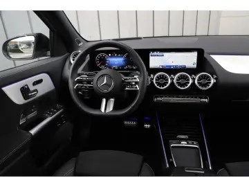 Mercedes-Benz GLA 250e AMG