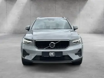 VOLVO XC40 B3 (B) Core KAMERA NAVI W-LAN FACEL. LED
