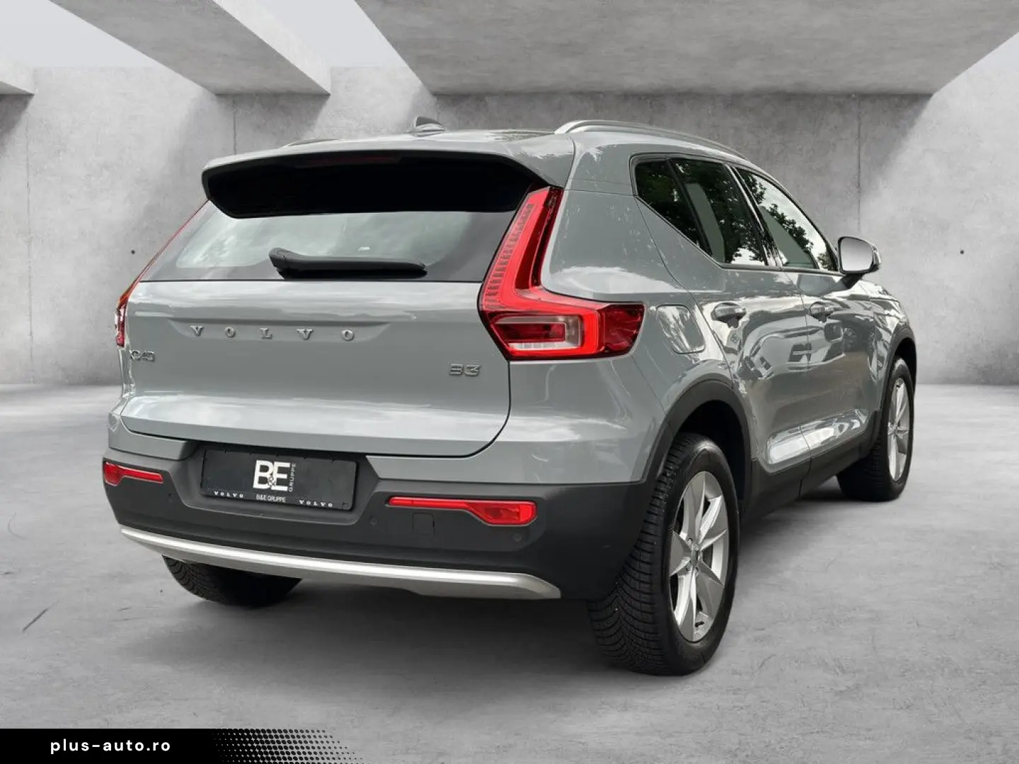 VOLVO XC40 B3 (B) Core KAMERA NAVI W-LAN FACEL. LED