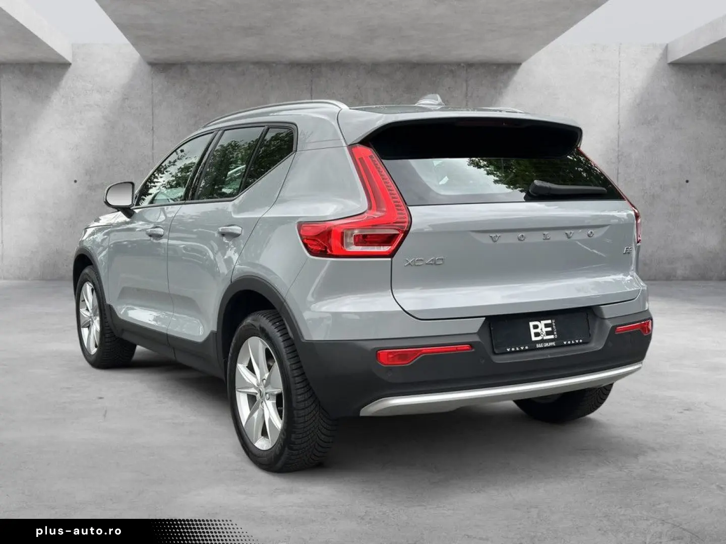 VOLVO XC40 B3 (B) Core KAMERA NAVI W-LAN FACEL. LED
