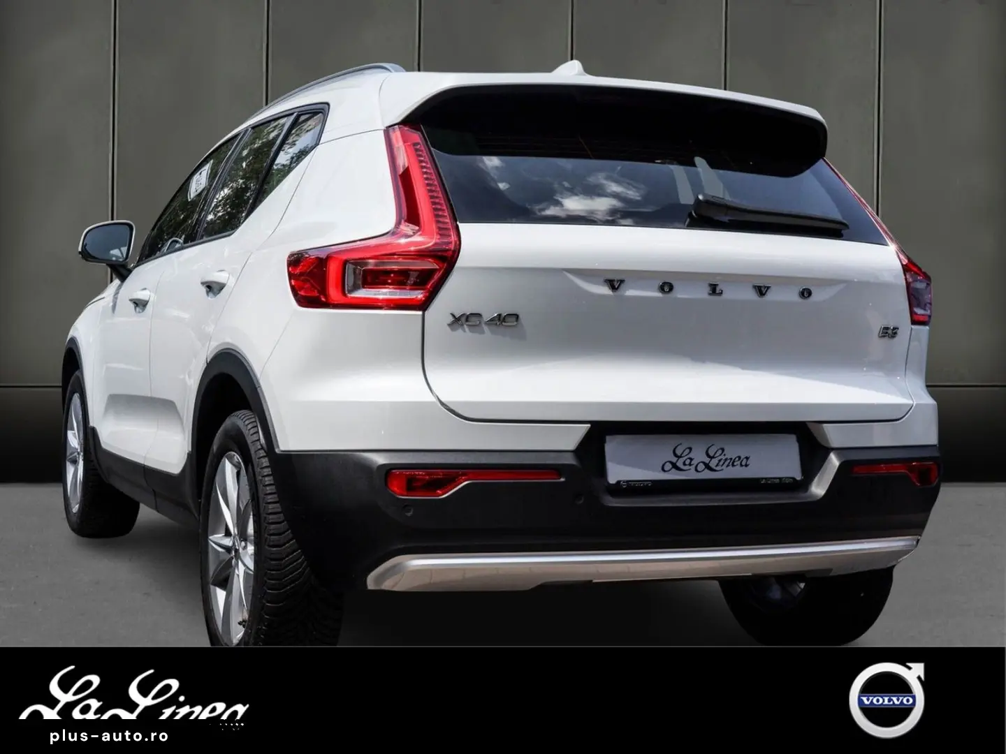 VOLVO XC40 B3 (B) Core #LED PDC Google RFK Allwetter