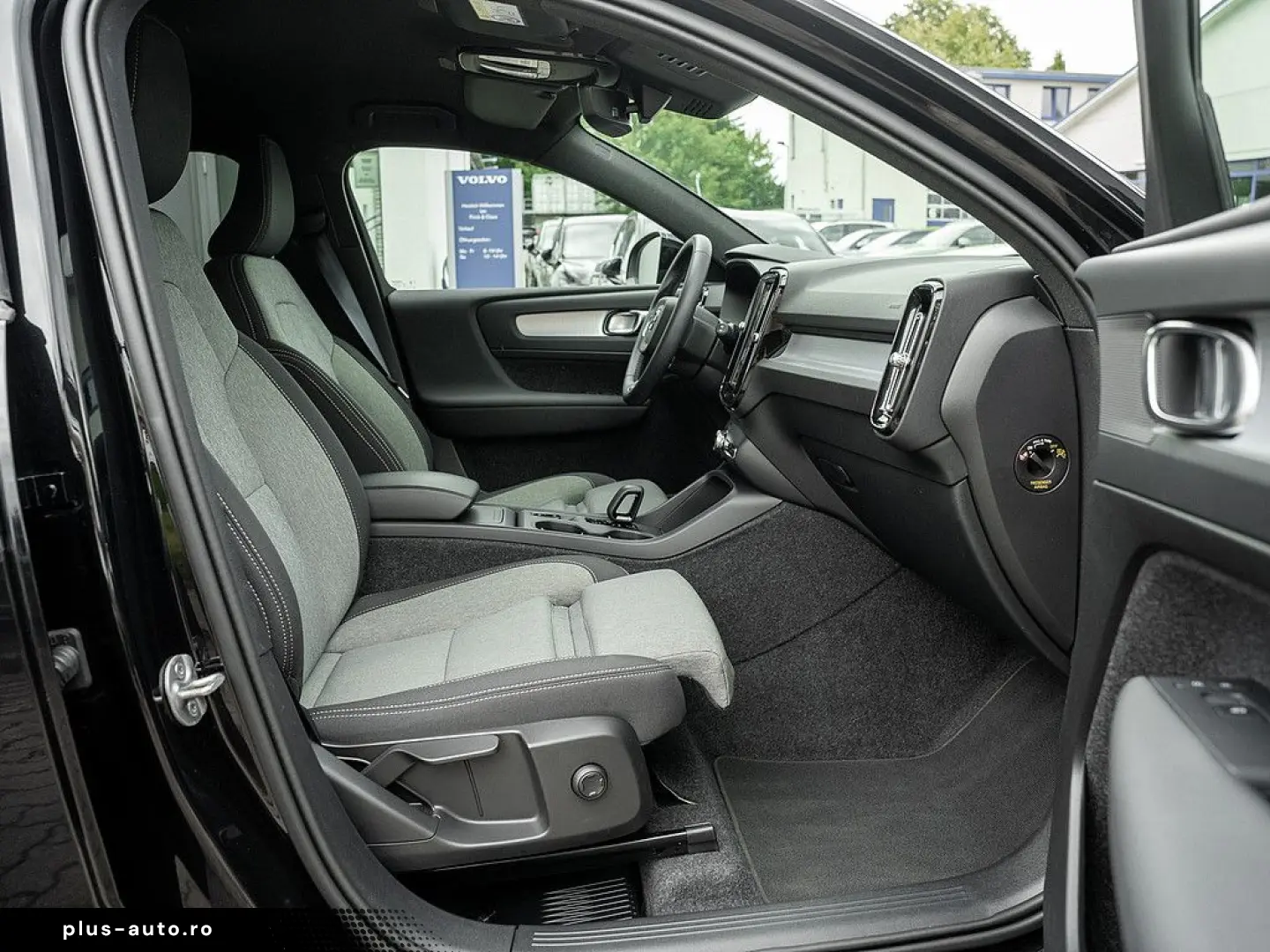 VOLVO XC40 B3 Core 360-GRAD-KAMERA LED ACC AHK