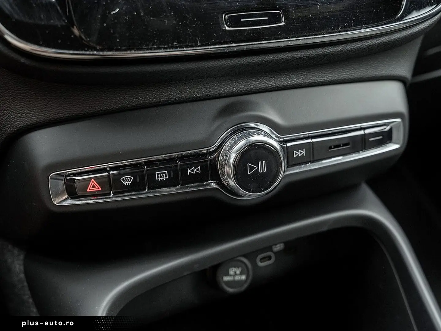 VOLVO XC40 B3 Core 360-GRAD-KAMERA LED ACC AHK
